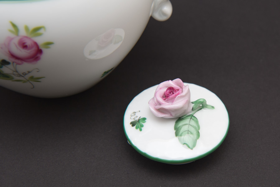 ヘレンド ウィーンの薔薇 ティーポット（400ml）