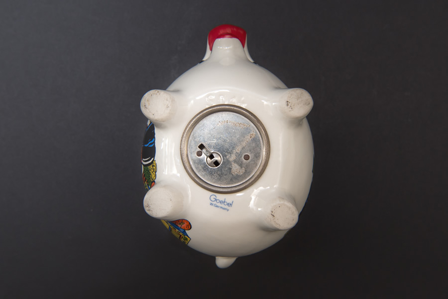 ゲーベル 仔豚の貯金箱