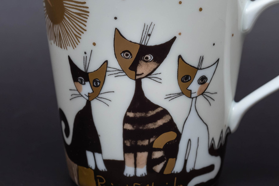 ゲーベル ロジーナキャット 猫たちの名前が書かれたマグ