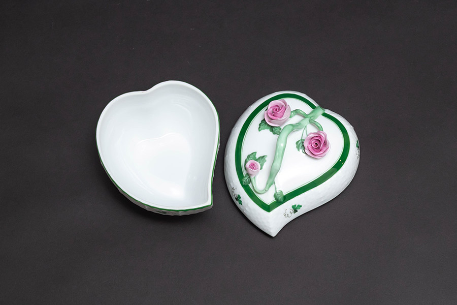 ヘレンド ウィーンの薔薇 ハートボックス