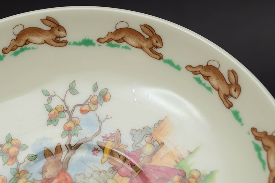ロイヤル・ドルトン バニキンズ カップ＆ソーサー
