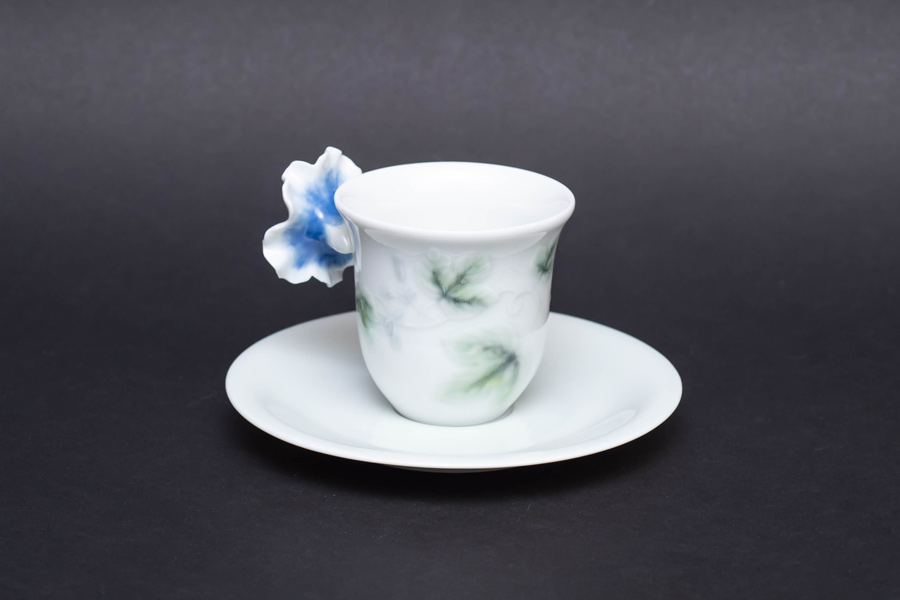 リヤドロ フラワーハンドル（ベルフラワー） デミタスカップ＆ソーサー『Taza Campanilla con Plato』