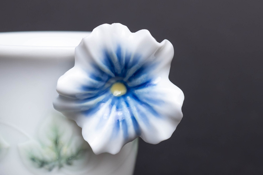 リヤドロ フラワーハンドル（ベルフラワー） デミタスカップ＆ソーサー『Taza Campanilla con Plato』